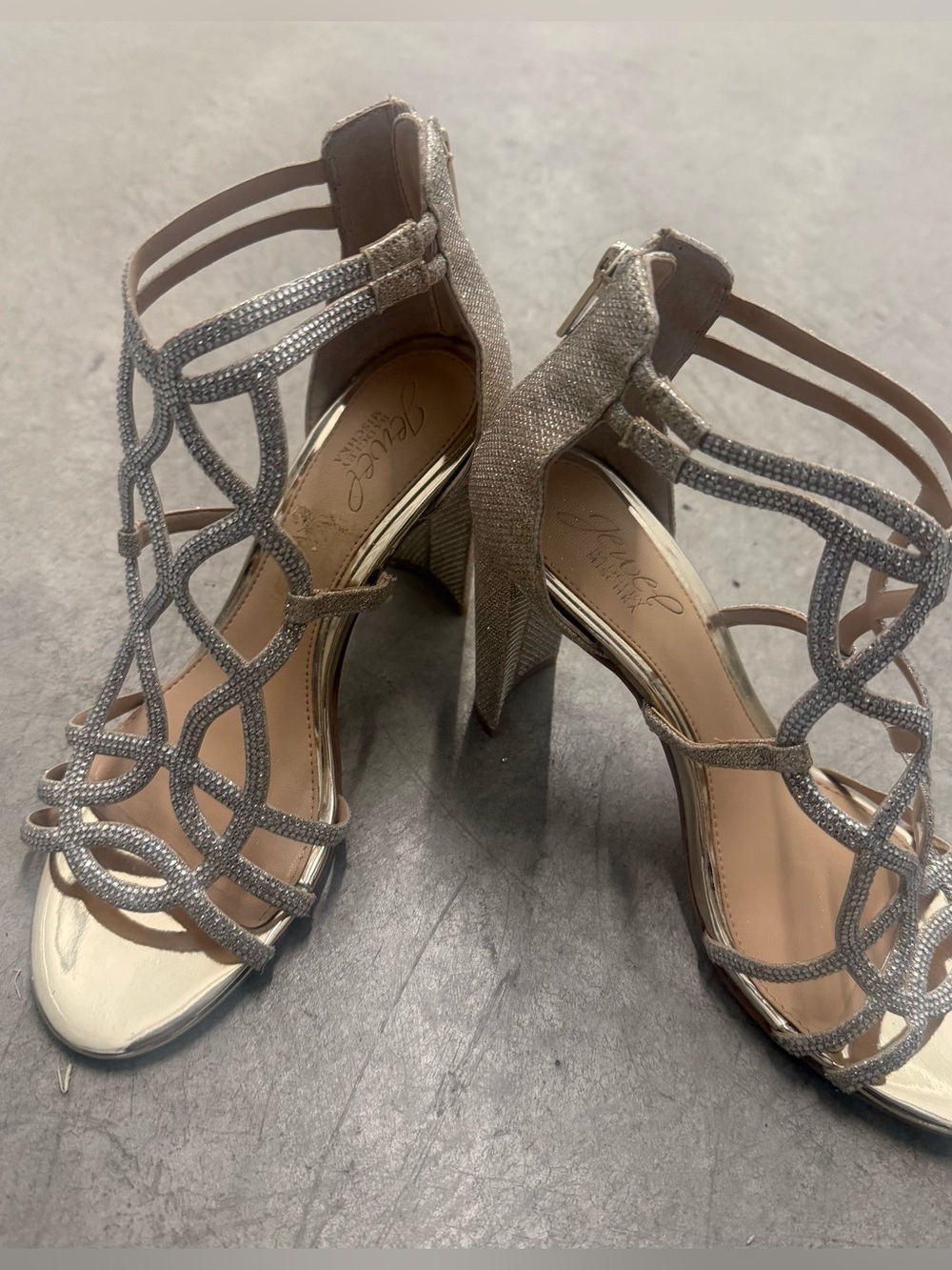 Jewel by Badgley Mischka Metallic Strappy Heels 8M